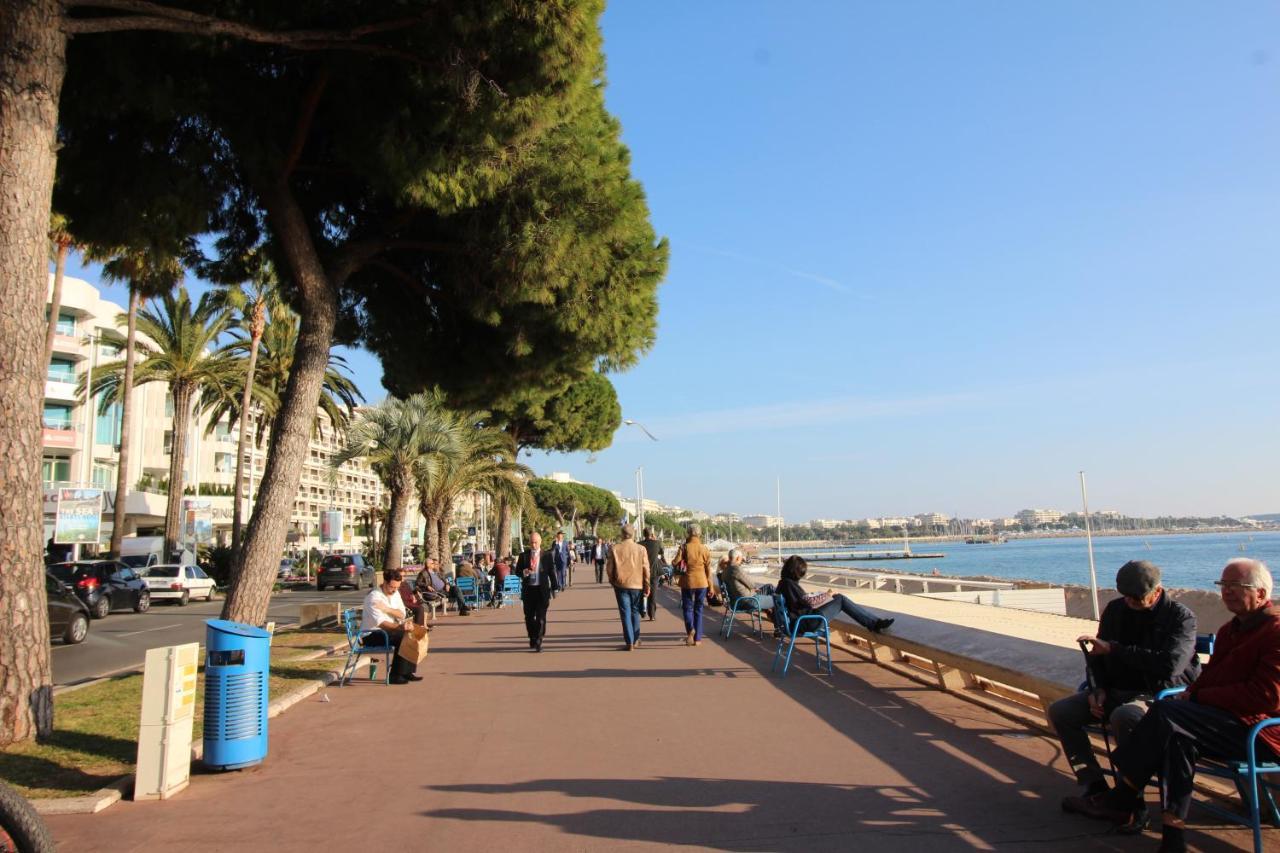 Cannes Conseil Immo - Appartement moderne à 250 m du Palais des festivals et des Plages Exterior foto